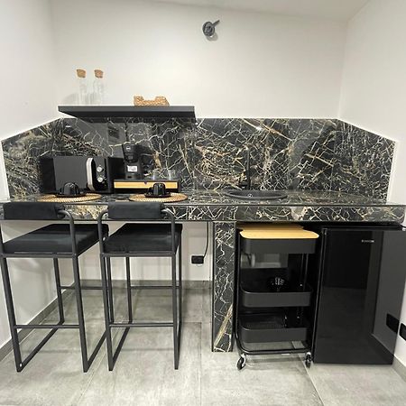 B&B Vittoria House Карлентини Экстерьер фото
