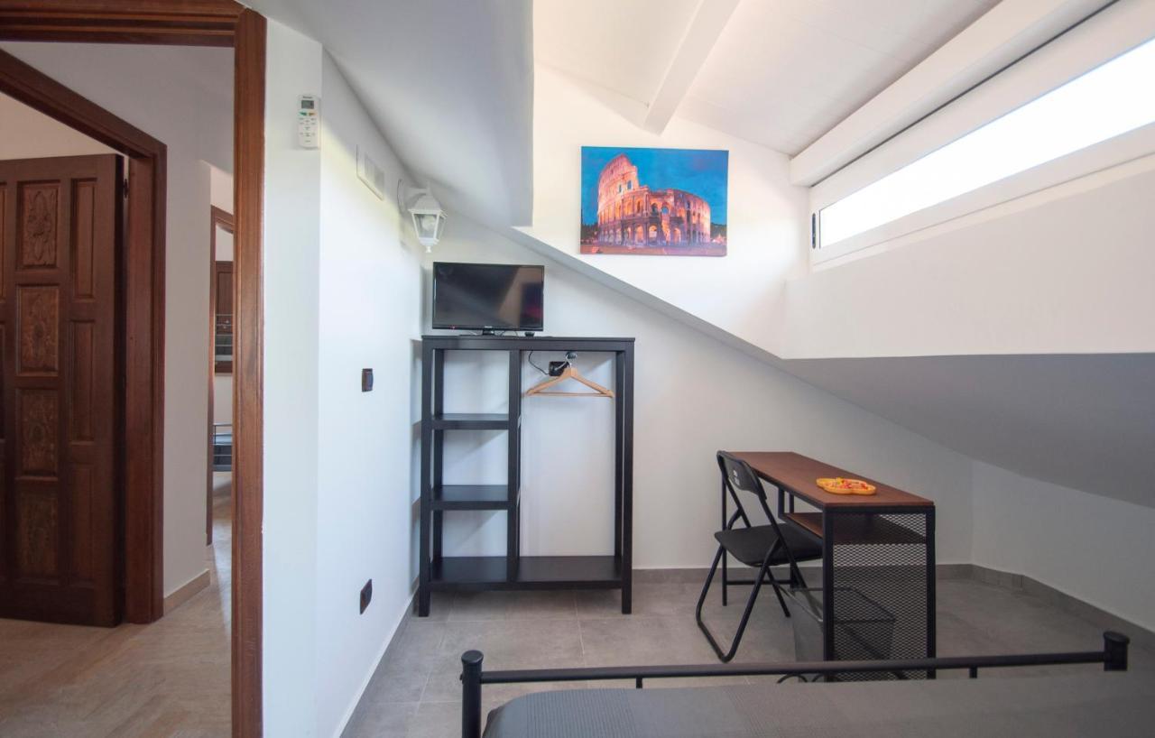 B&B Vittoria House Карлентини Экстерьер фото