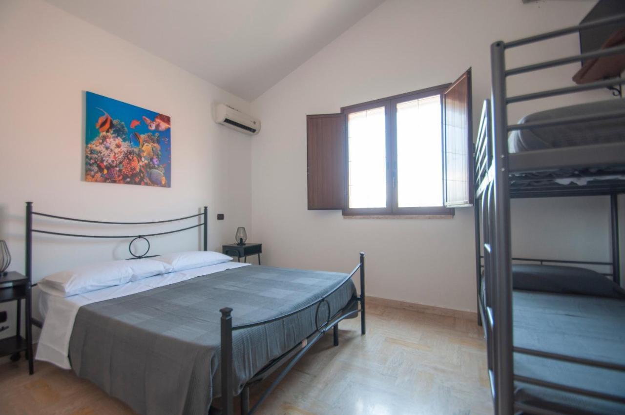 B&B Vittoria House Карлентини Экстерьер фото