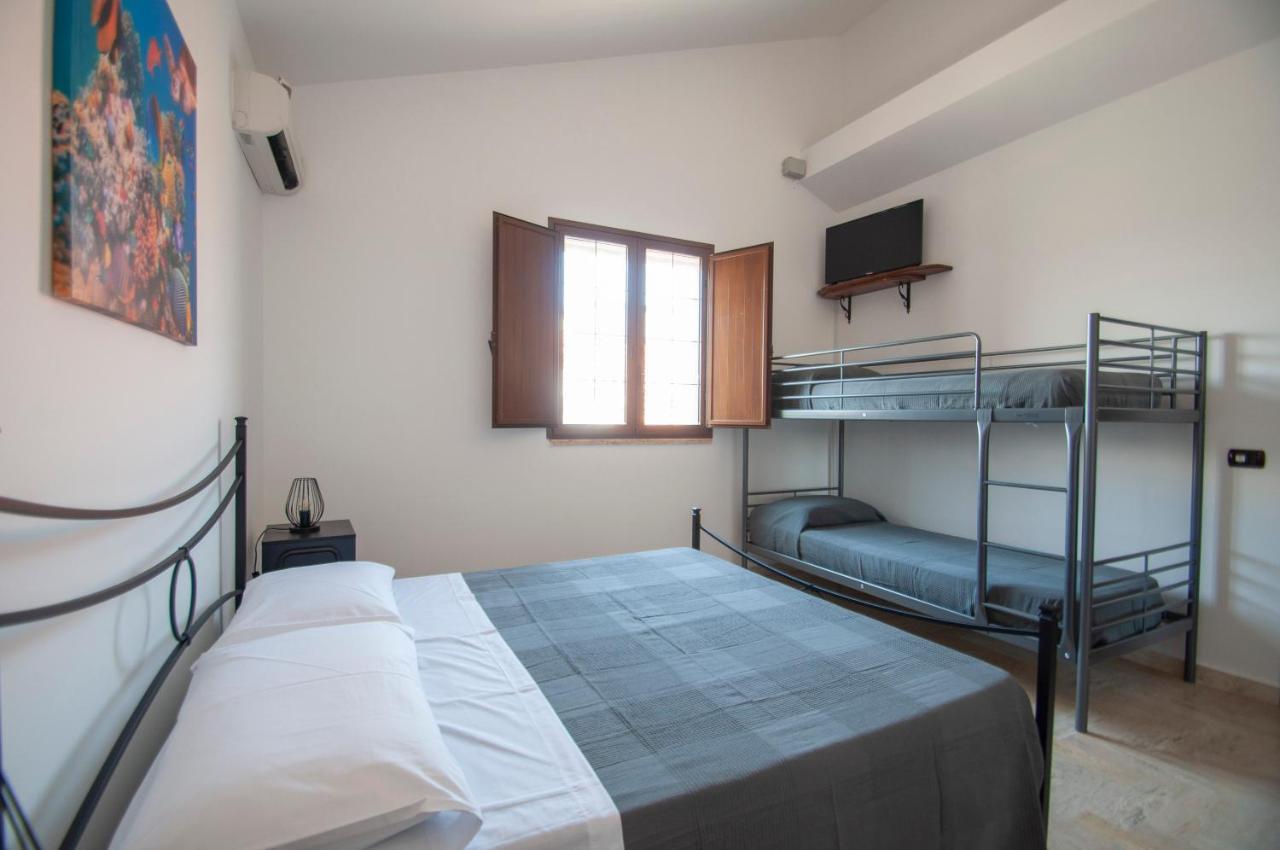 B&B Vittoria House Карлентини Экстерьер фото