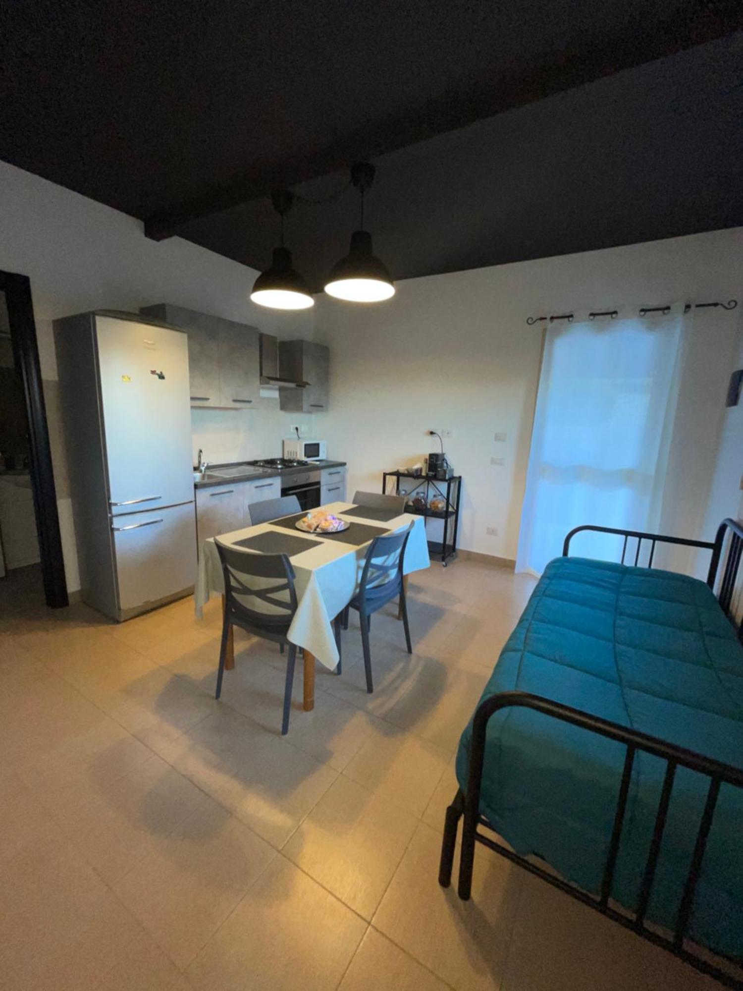 B&B Vittoria House Карлентини Экстерьер фото