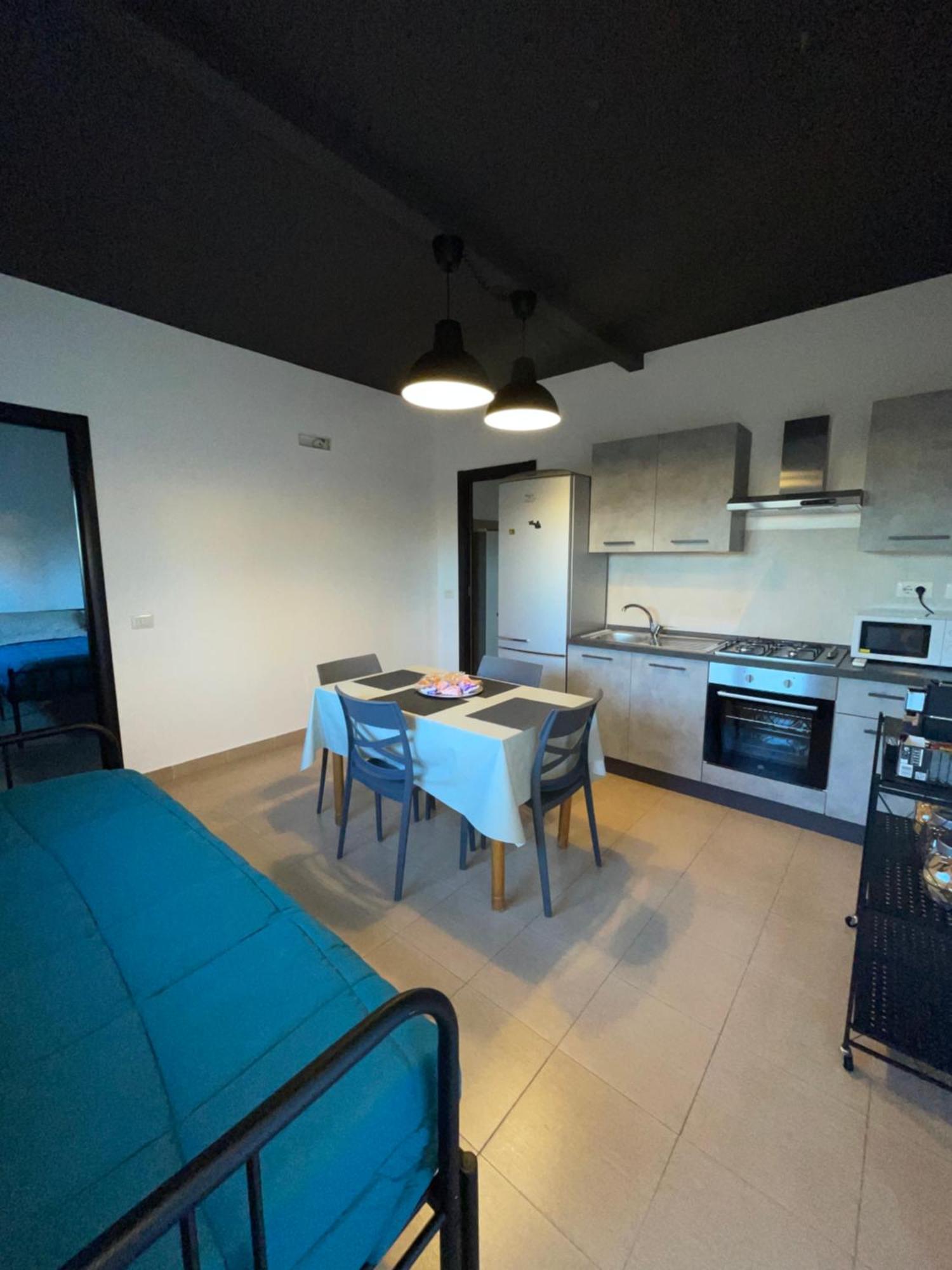 B&B Vittoria House Карлентини Экстерьер фото